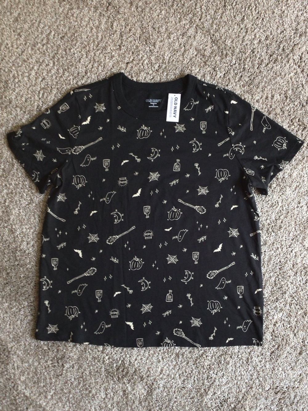 HALLOWEEN PRINT TEE - MEDIUM NWT